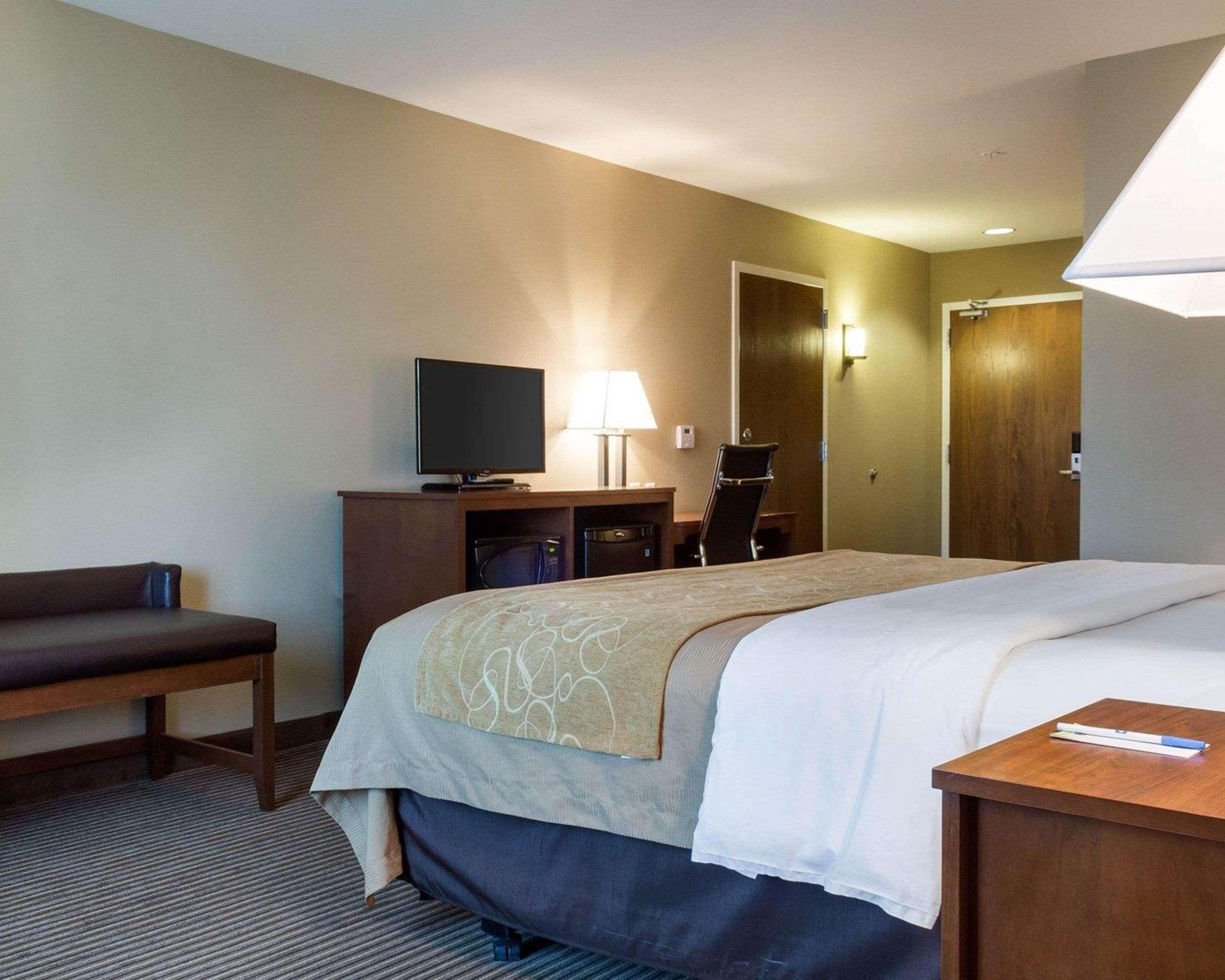 Comfort Inn & Suites Watford City Εξωτερικό φωτογραφία