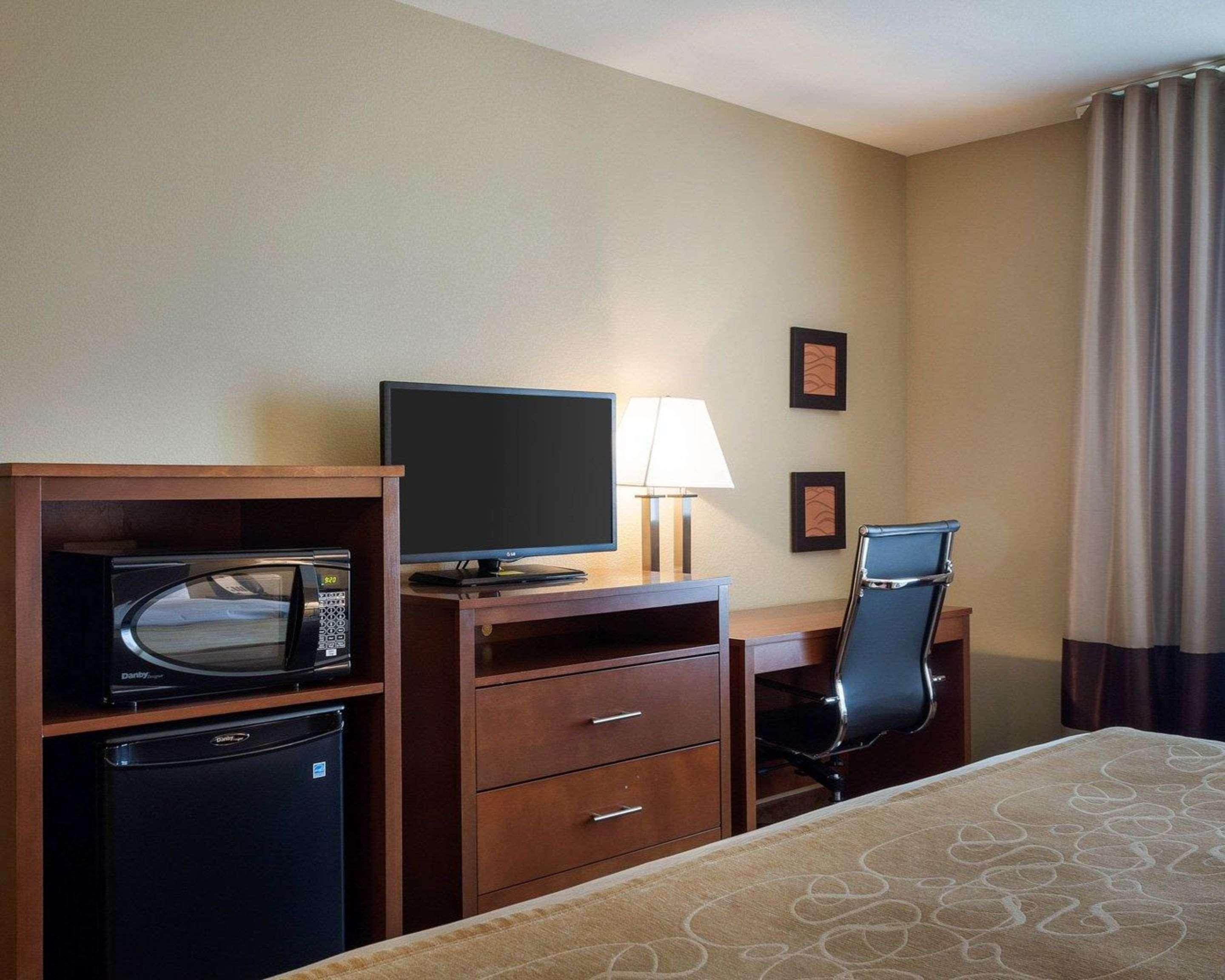 Comfort Inn & Suites Watford City Εξωτερικό φωτογραφία
