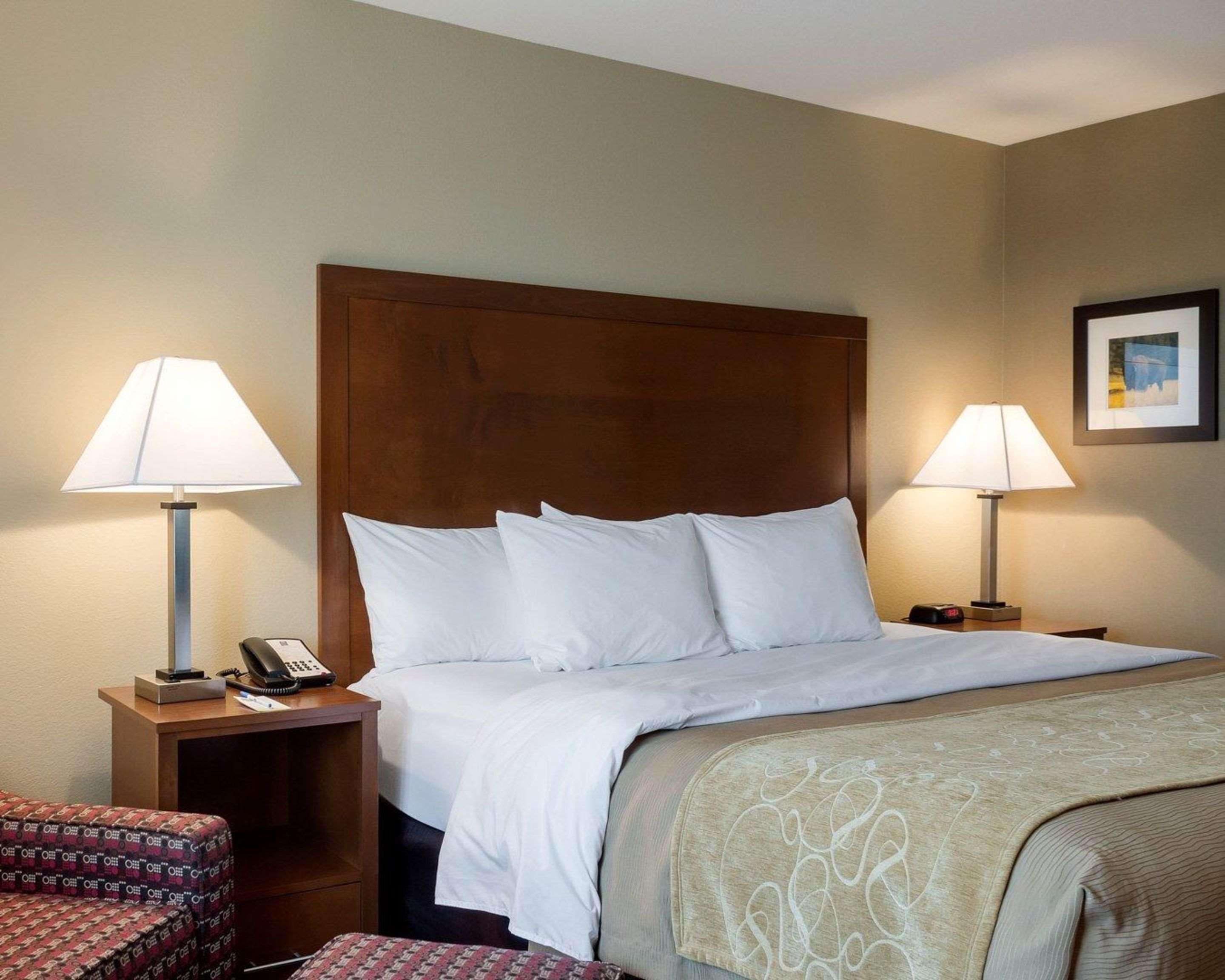Comfort Inn & Suites Watford City Εξωτερικό φωτογραφία