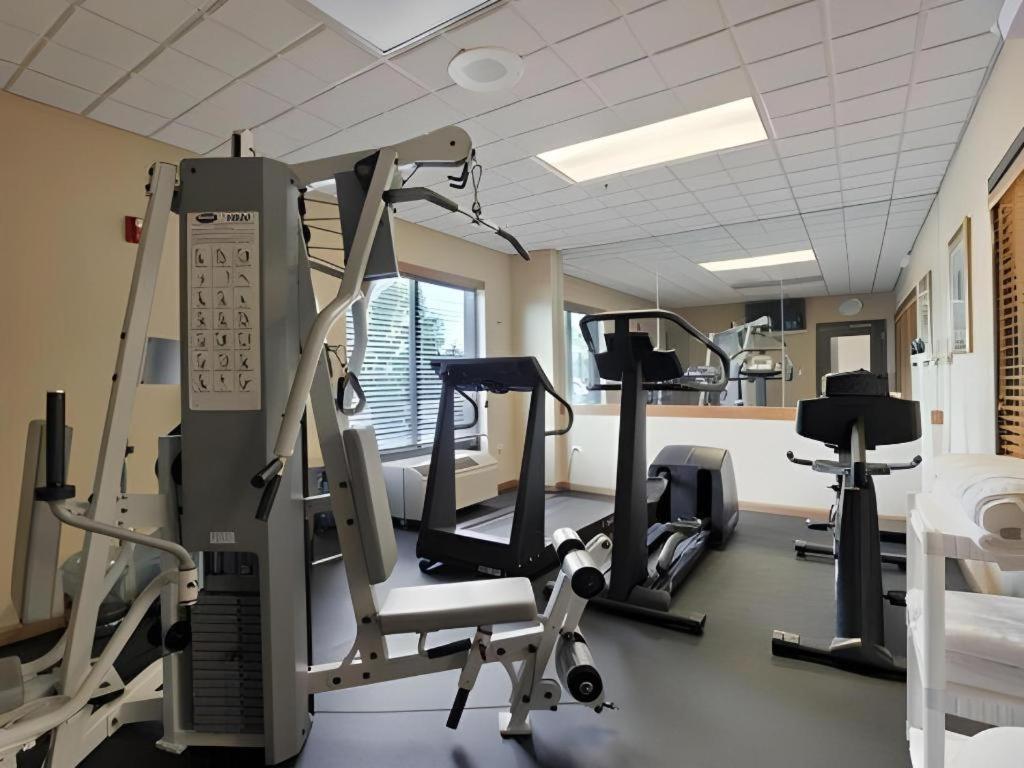 Comfort Inn & Suites Watford City Εξωτερικό φωτογραφία