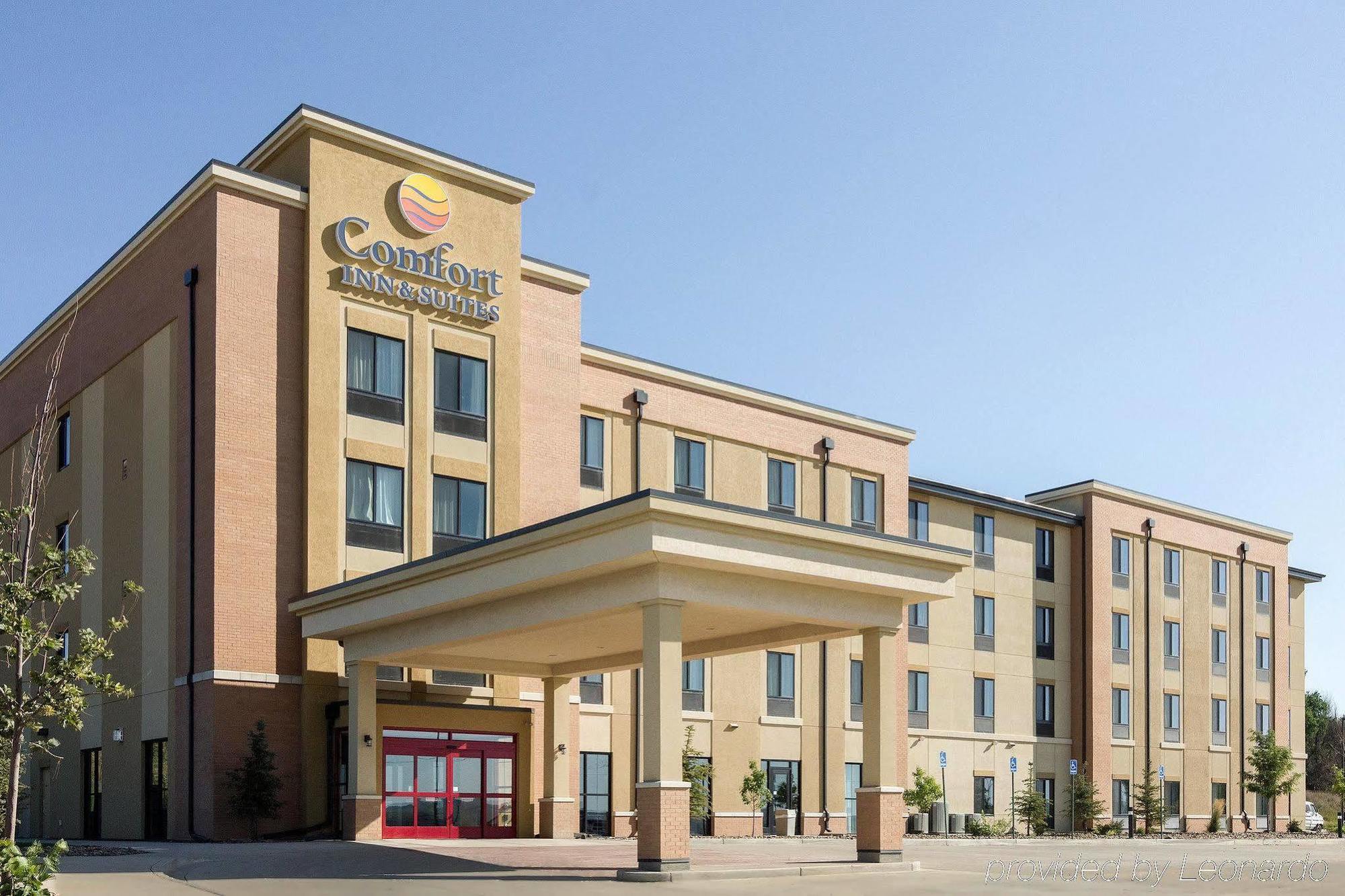 Comfort Inn & Suites Watford City Εξωτερικό φωτογραφία