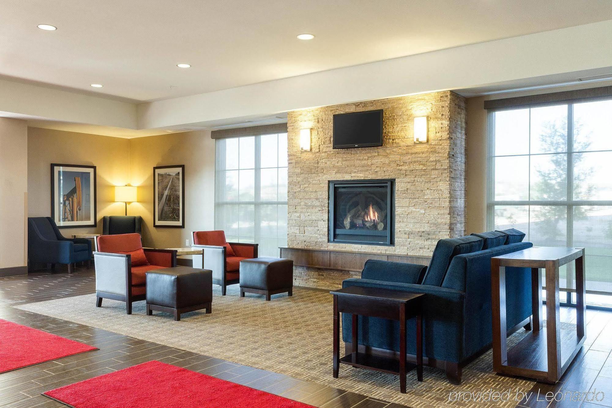 Comfort Inn & Suites Watford City Εξωτερικό φωτογραφία